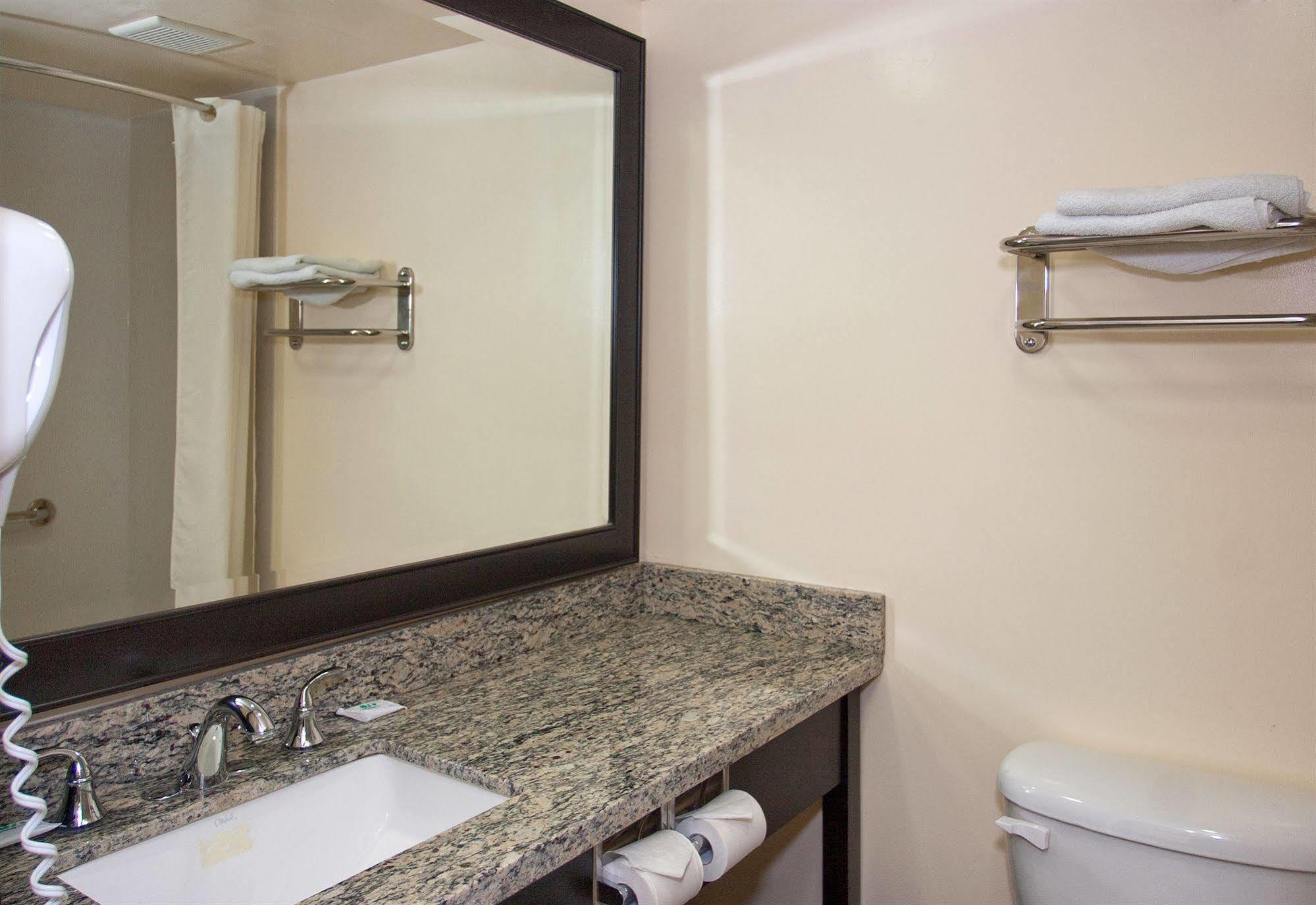 Motel 6 Monterey Park Exterior photo