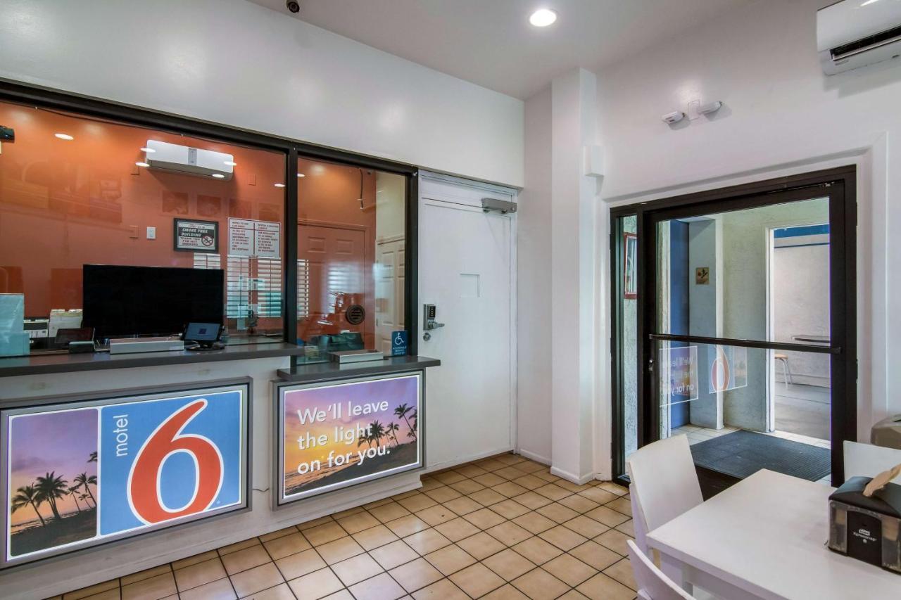 Motel 6 Monterey Park Exterior photo